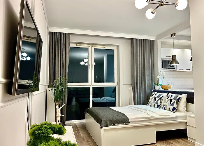 Airport * وارسو