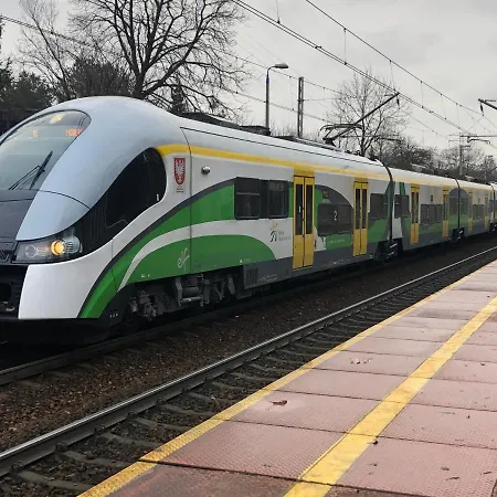 Airport アパート ワルシャワ