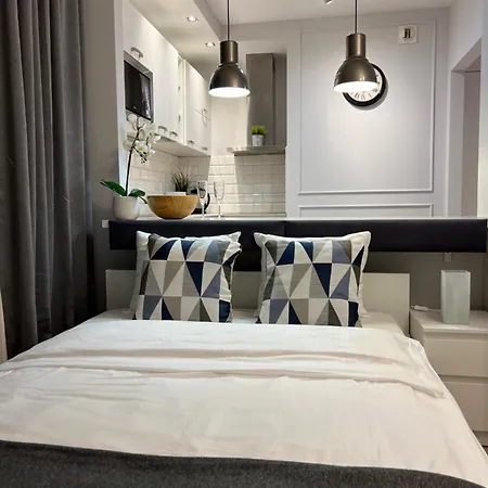 アパート Airport ワルシャワ