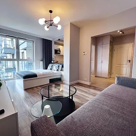 Airport Apartment Warschau
